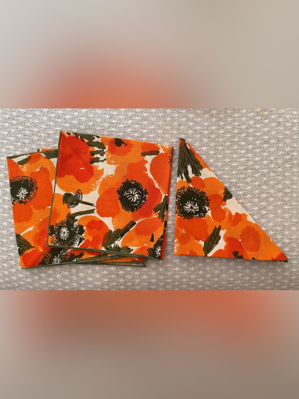 Vera Neumann Napkins. Vintage and NWT.  Set of 4
